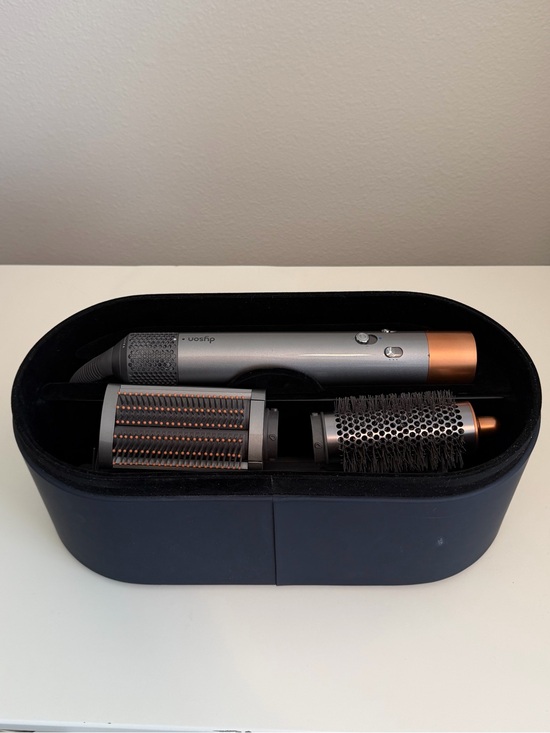 Dyson Other - Dyson Airwrap Multi-Styler